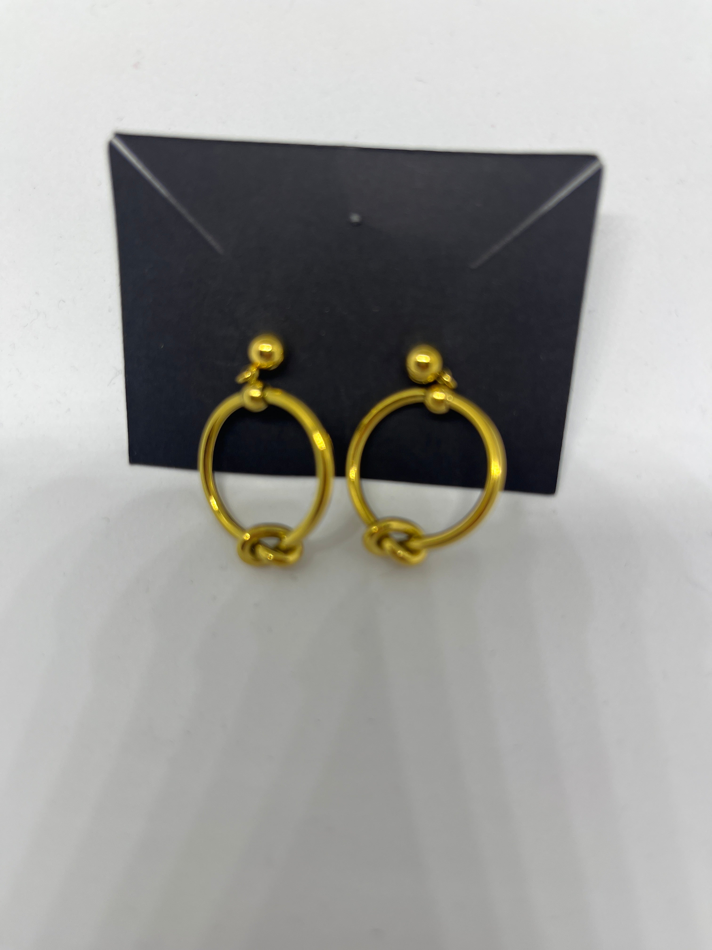 Pendientes nudo