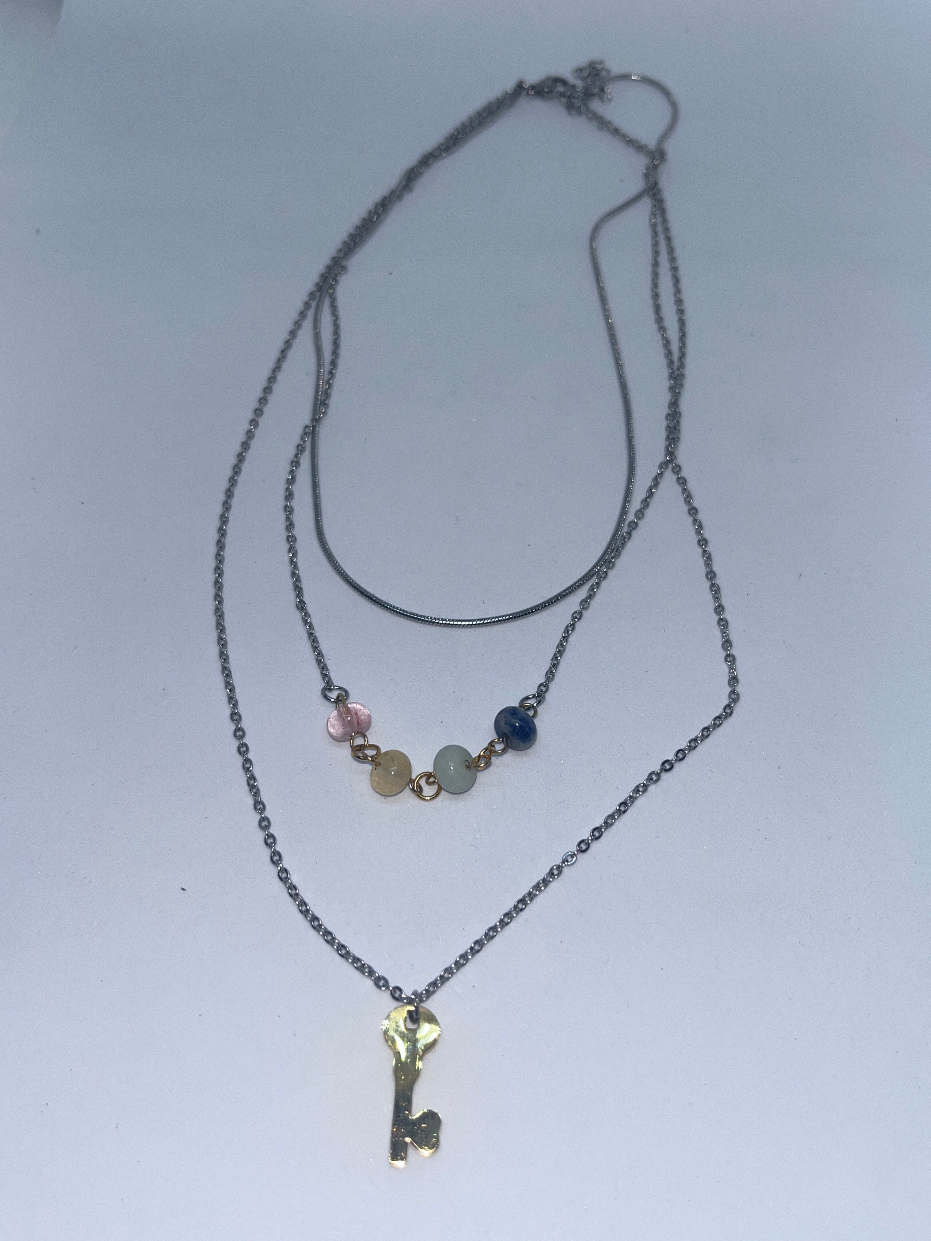 Collar llave plateado