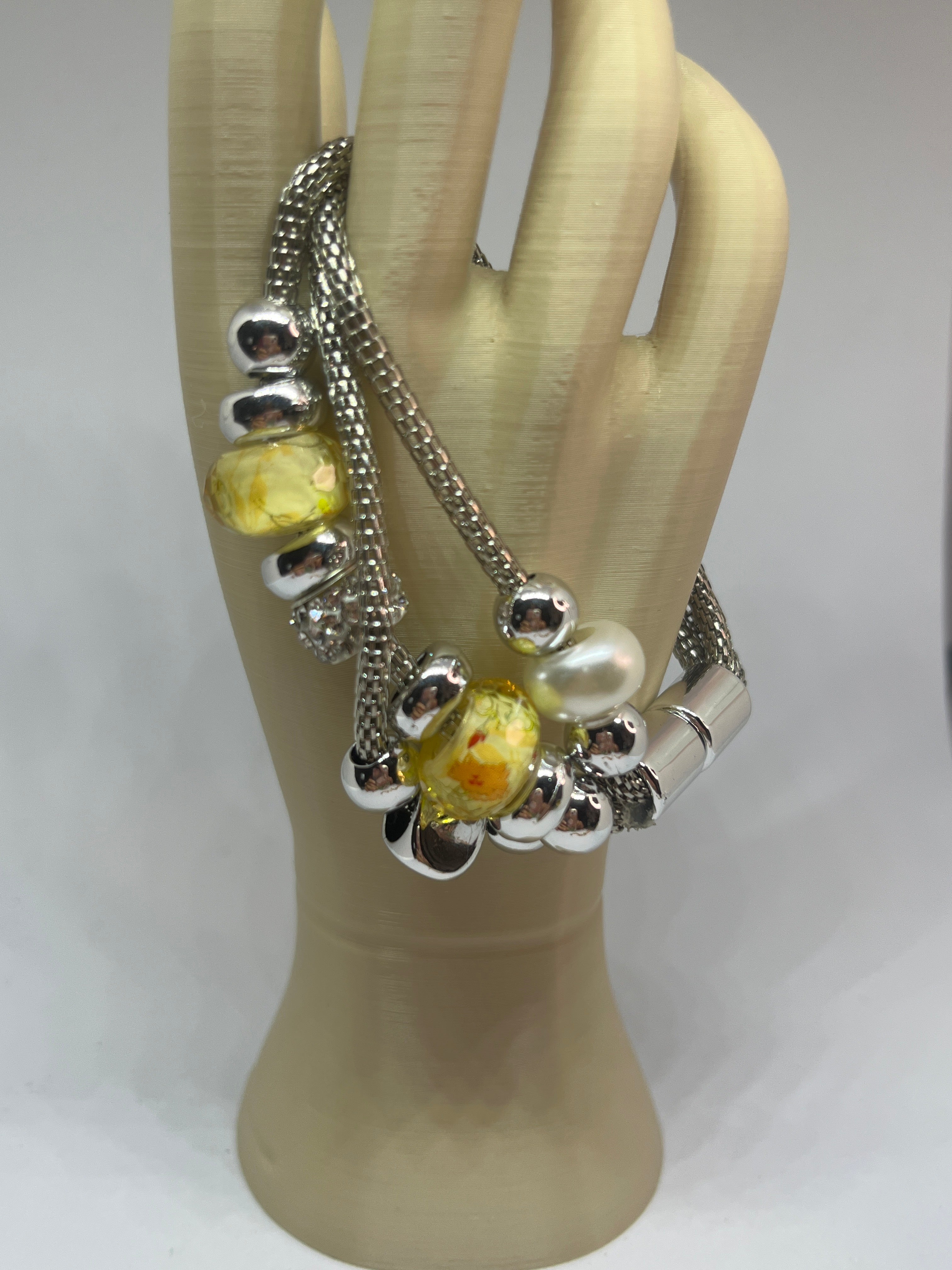 Pulsera Triple mao