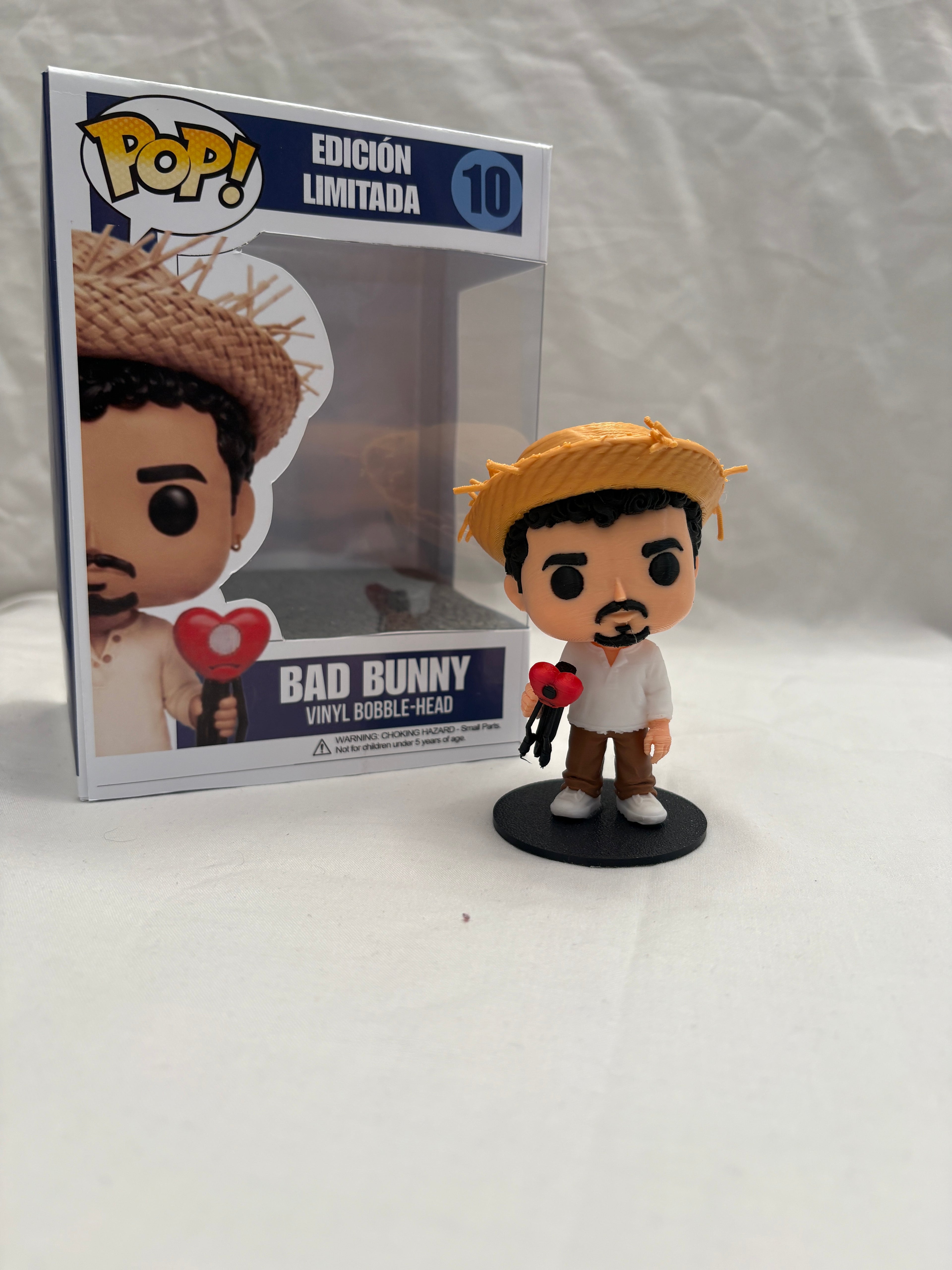 Figura Bad Bunny