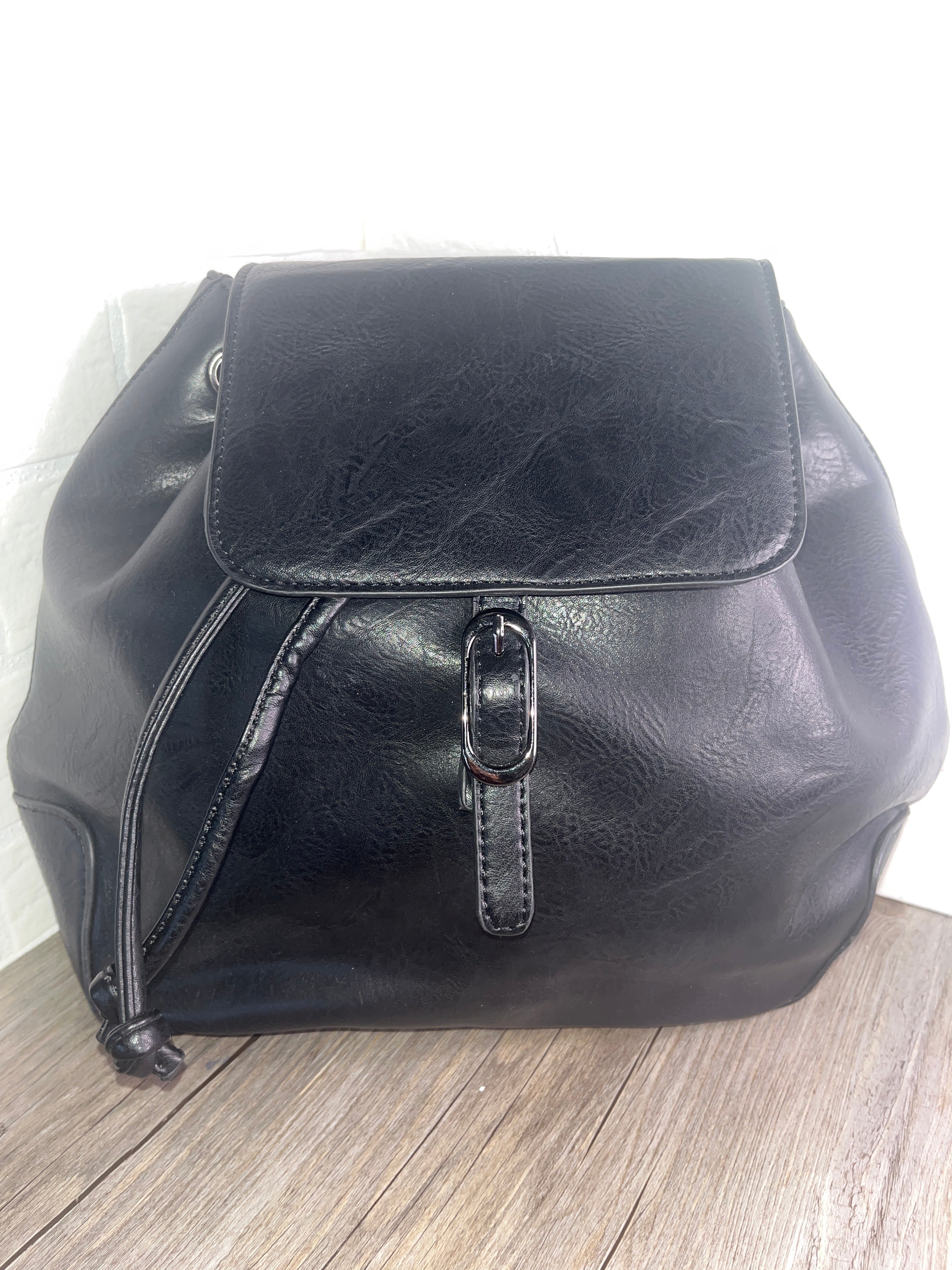 Mochila Raíz negra
